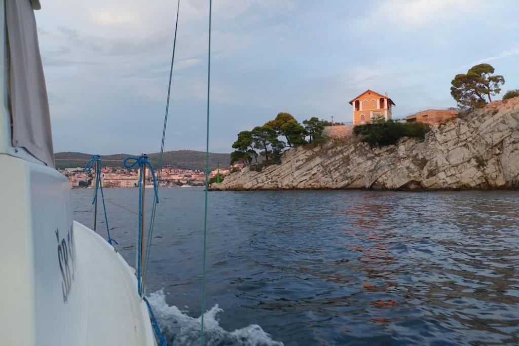 Kuca Za Odmor Eni **** Villa Sibenik Exterior photo
