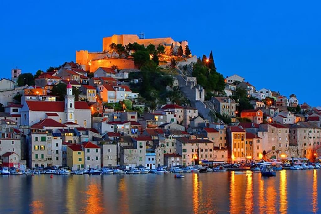 Kuca Za Odmor Eni **** Villa Sibenik Exterior photo